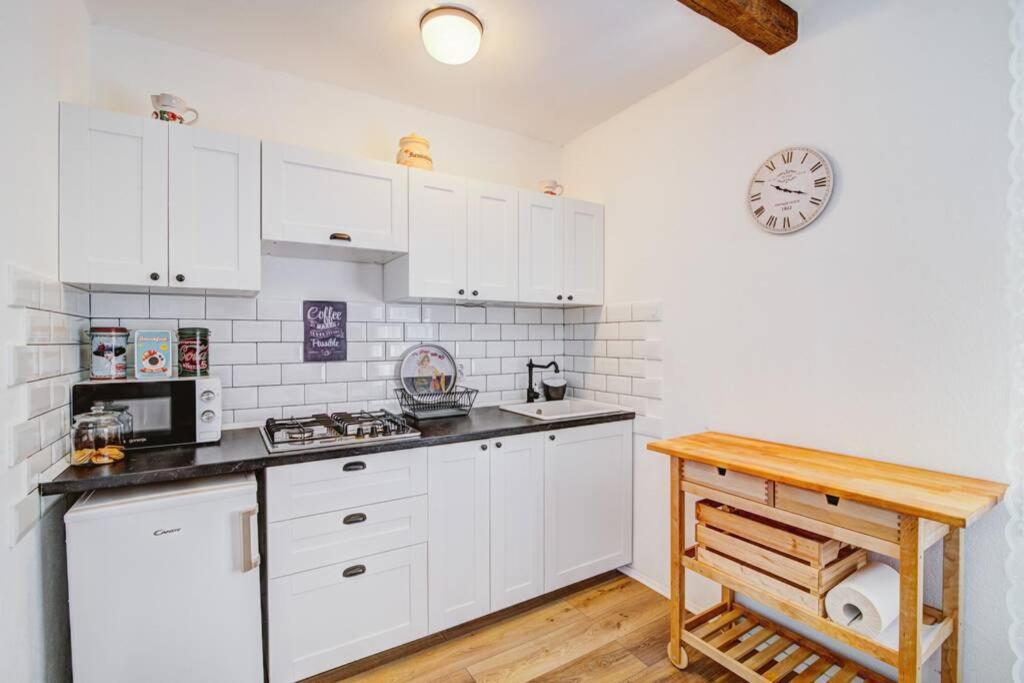 Vacation Home Korina Сен Екстериор снимка