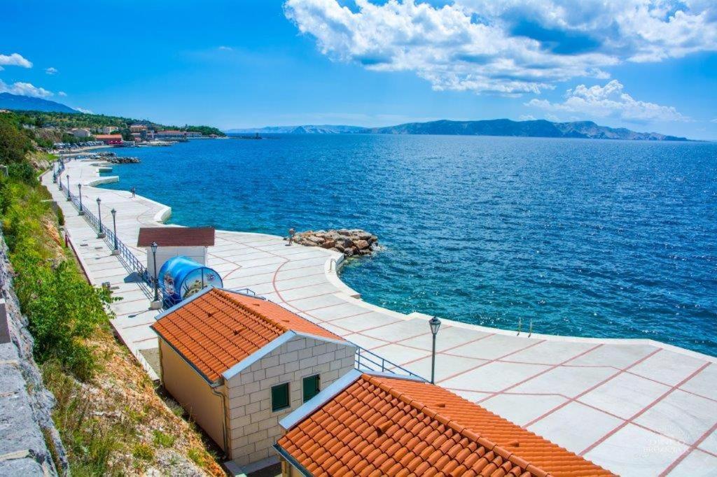 Vacation Home Korina Сен Екстериор снимка